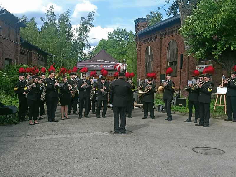 wagonik kopalni karol